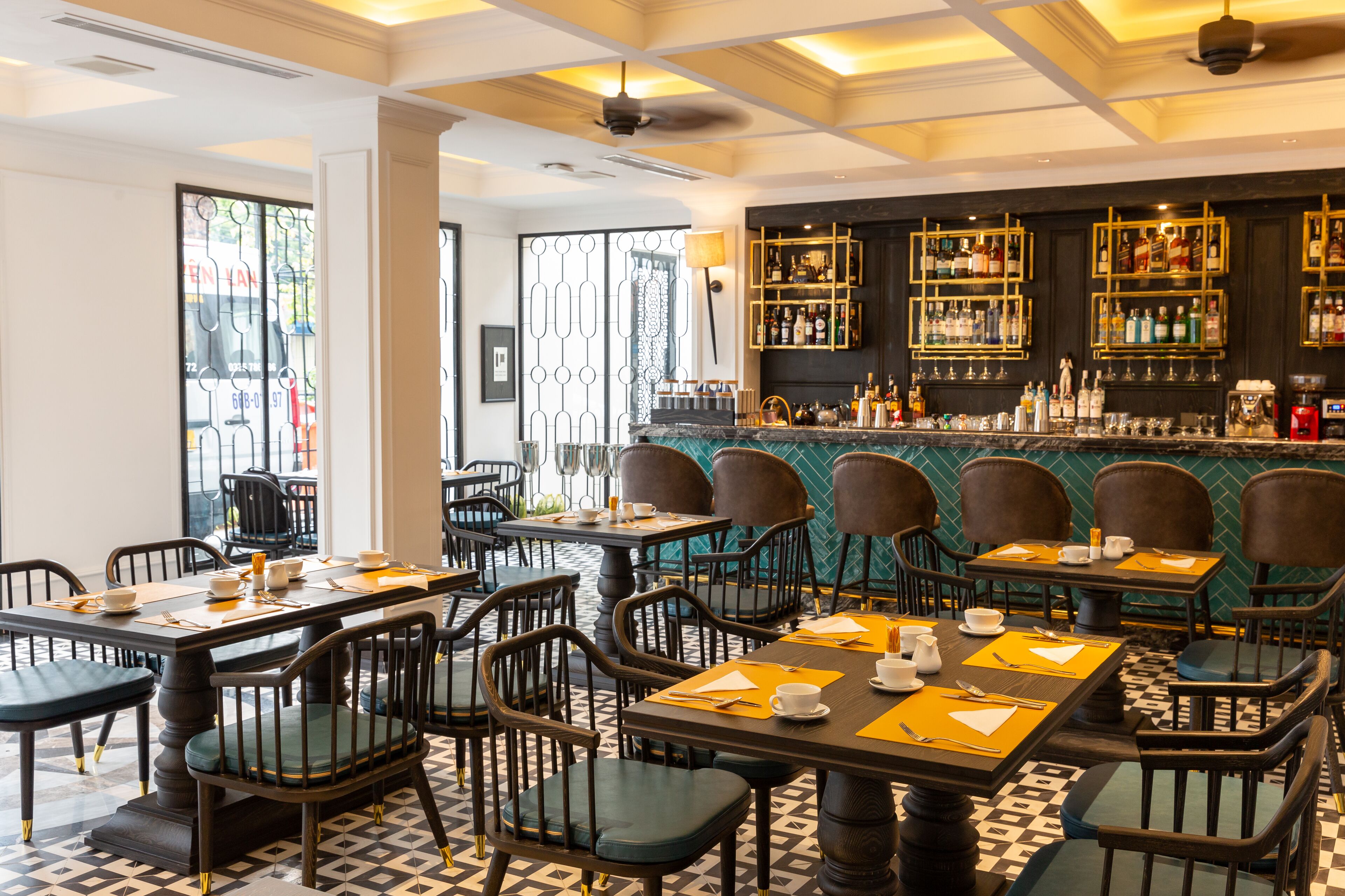 D’Melin Hotel & Restaurant