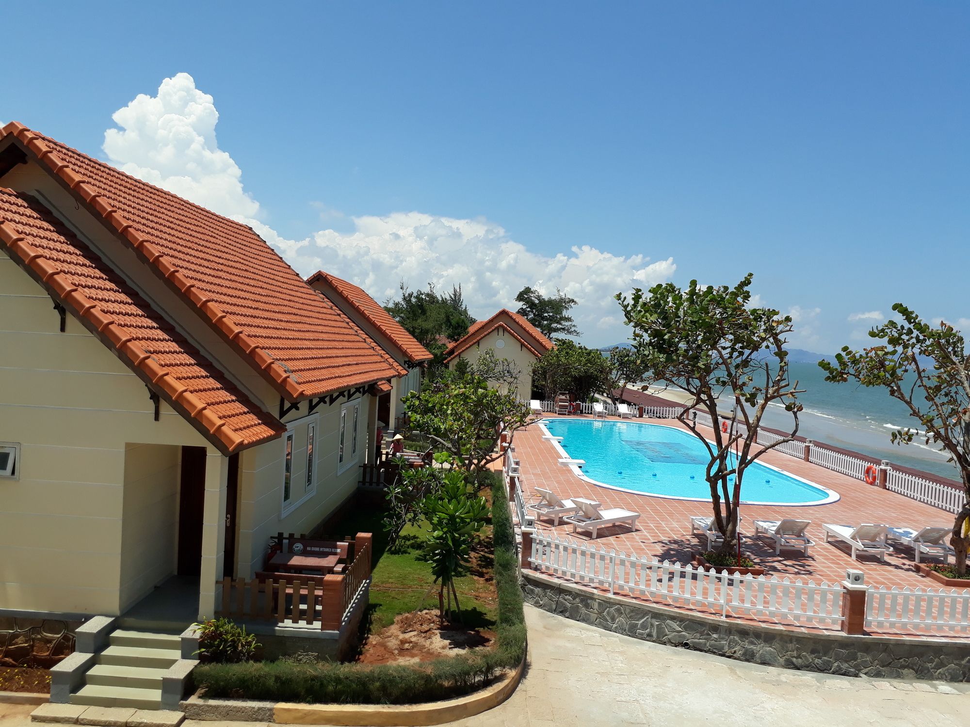 HaiDuong Intourco Resort