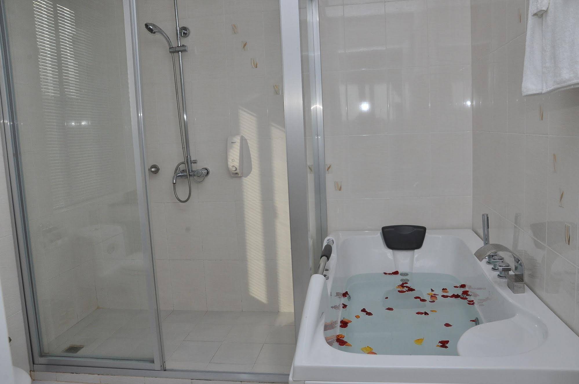 Lam Son Deluxe Apartments