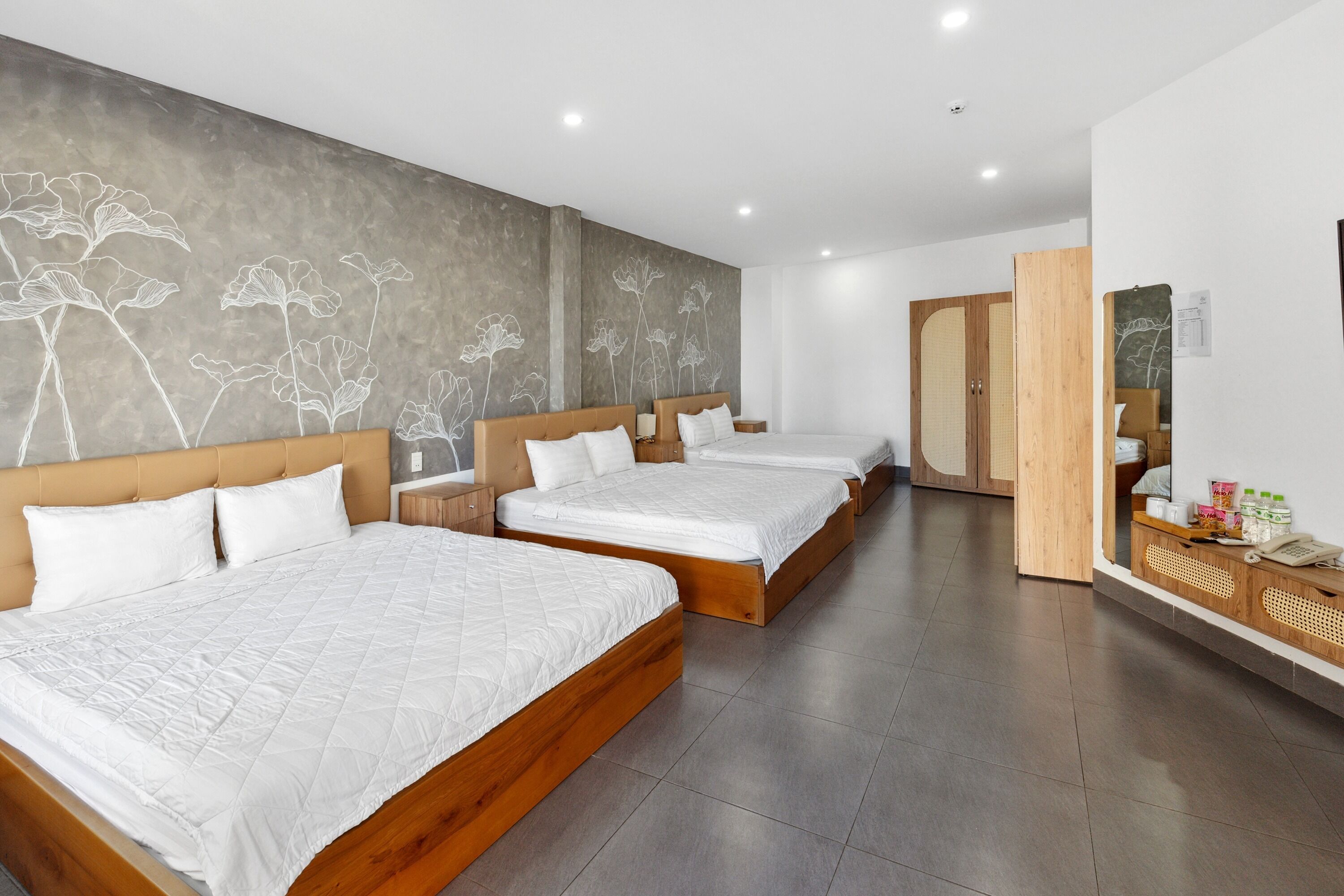 Mai Hotel