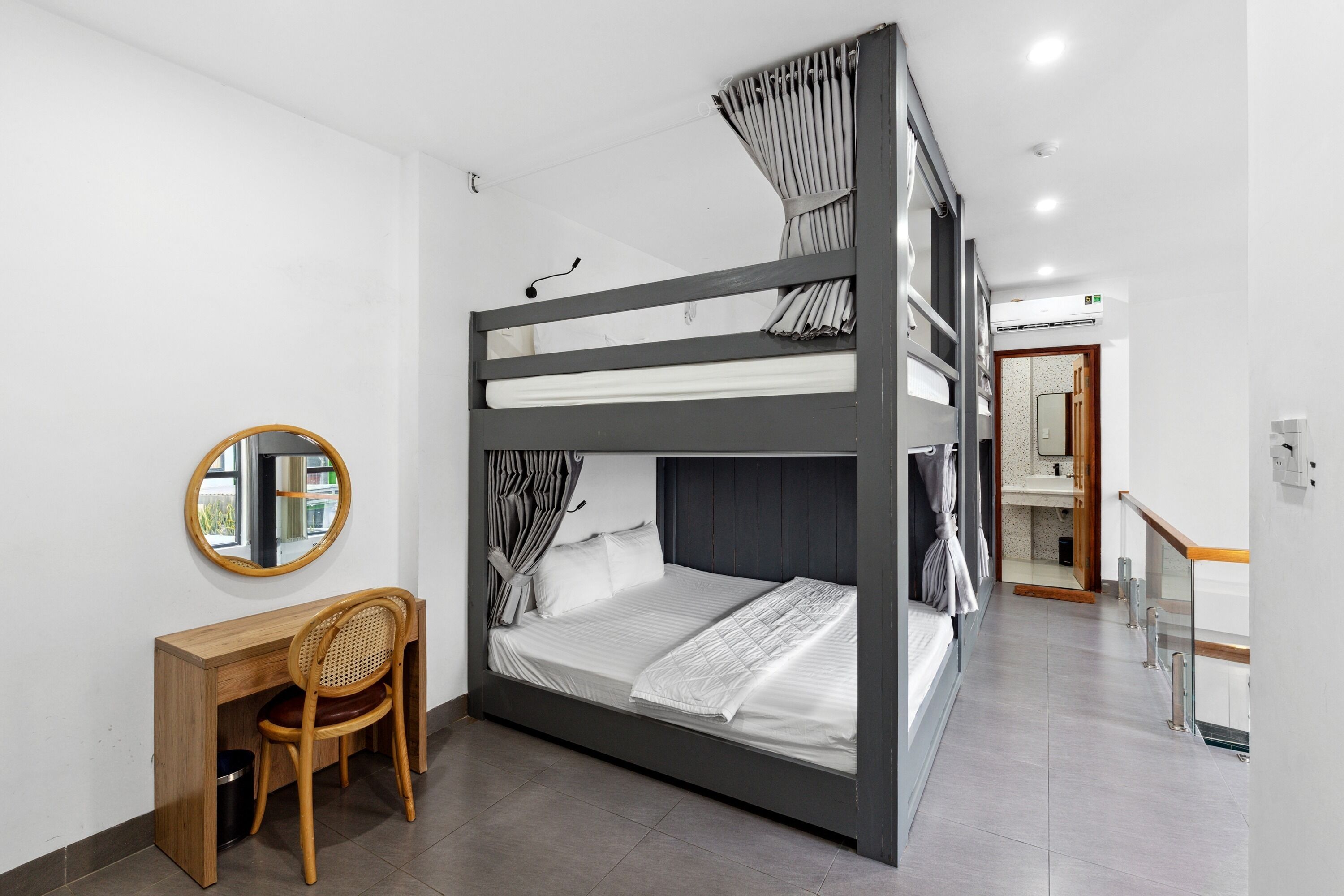 Mai Hotel