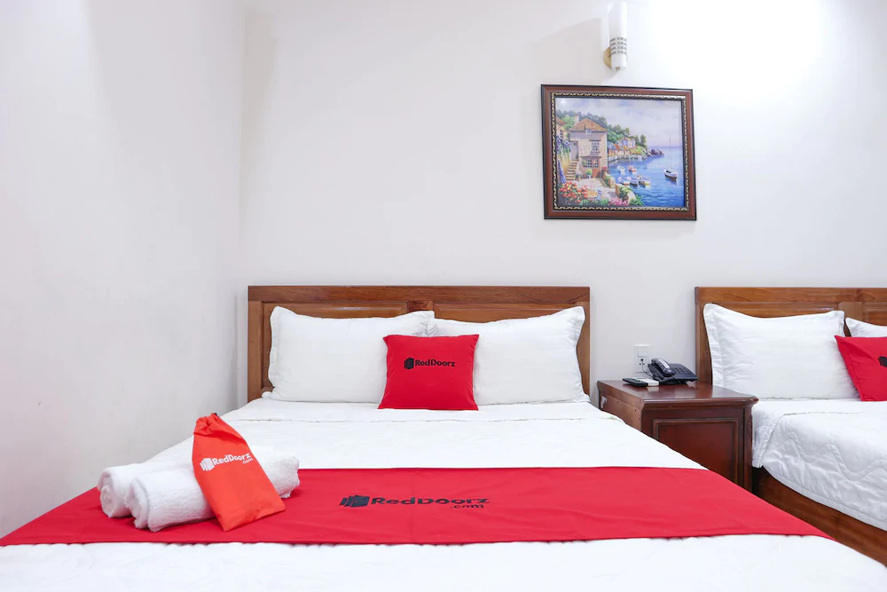 RedDoorz Plus @ Tran Quy Cap