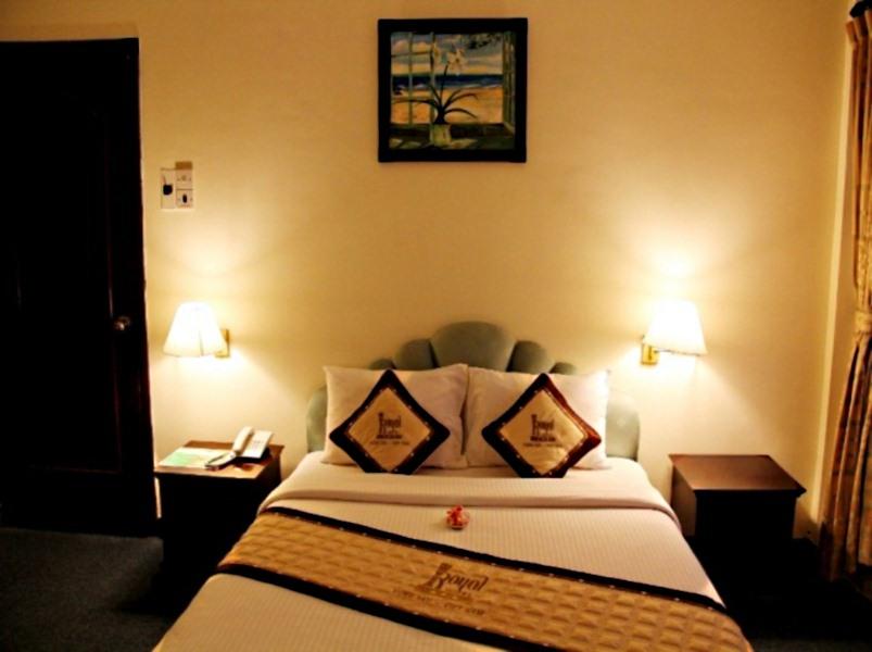 Royal Hotel