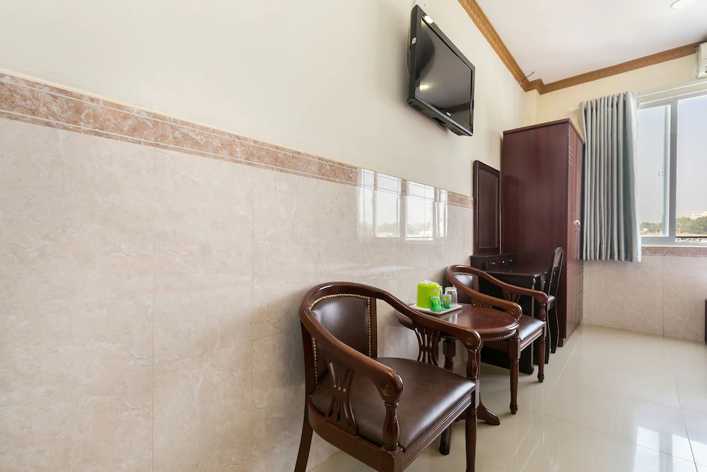 Sao Bien Hotel by OYO Rooms