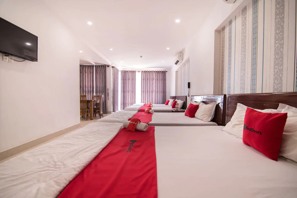 Tigon Hotel by RedDoorz