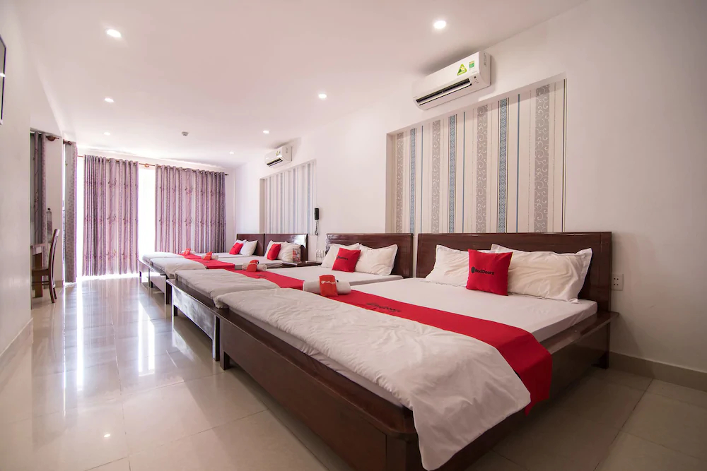 Tigon Hotel by RedDoorz