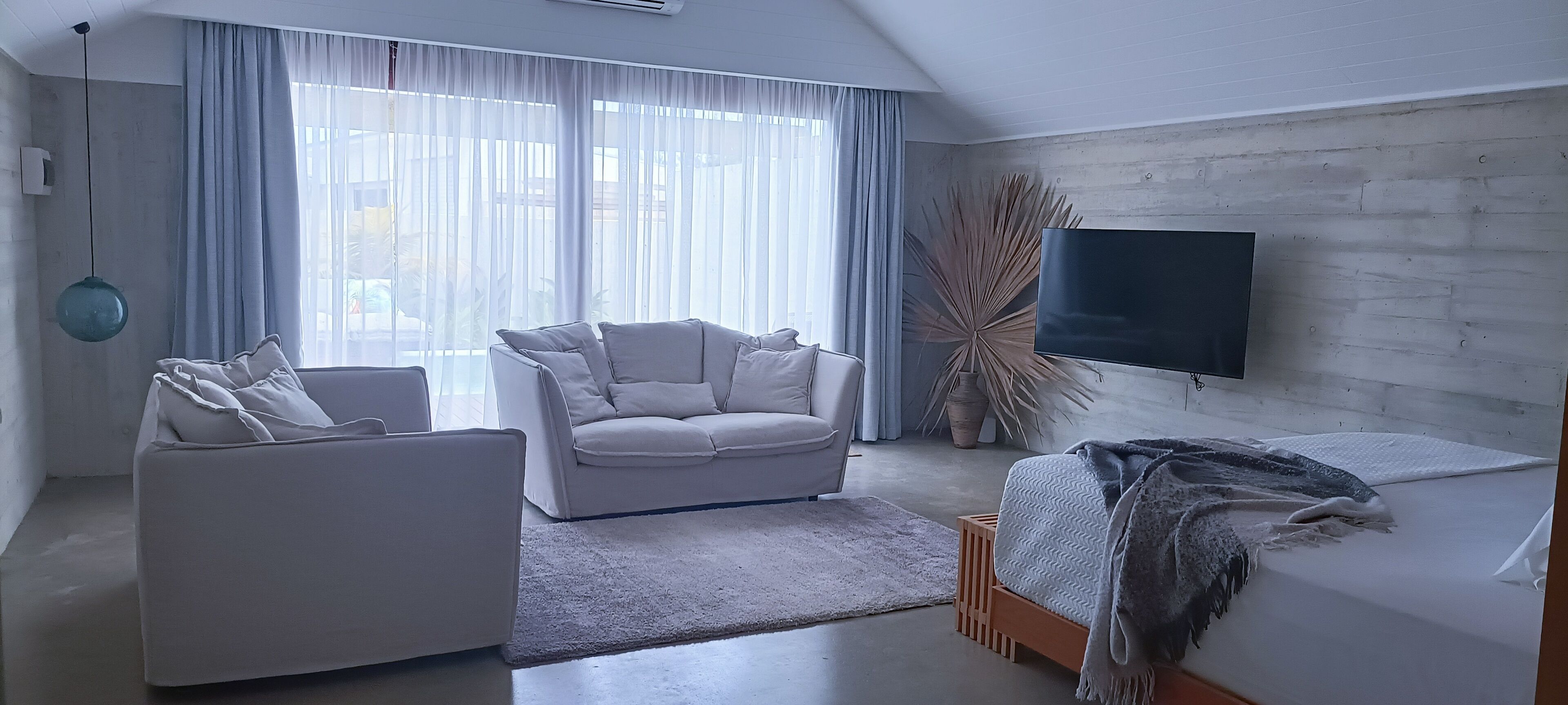 Bombua Beach House