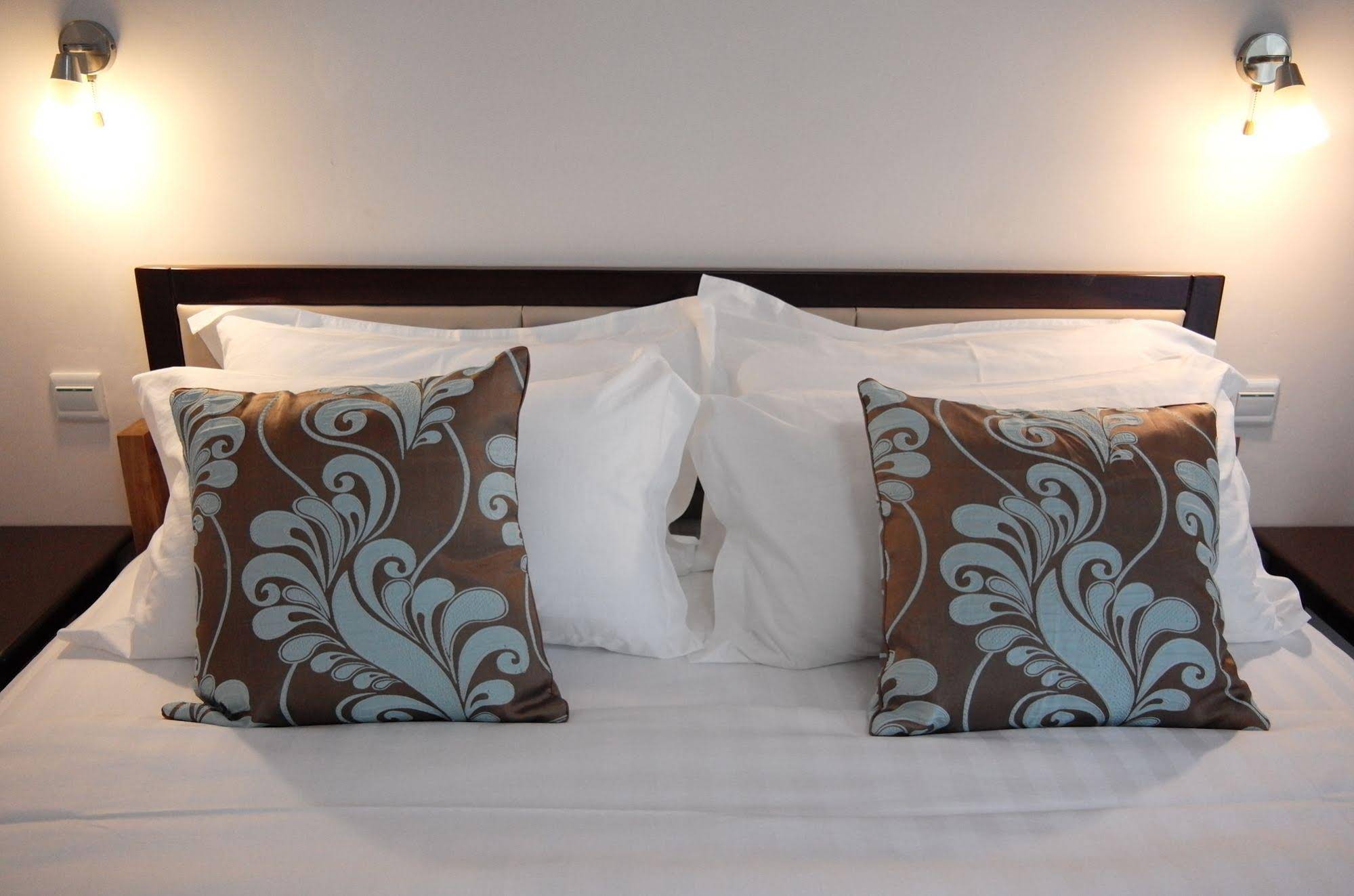 Luganvilla Business Hotel