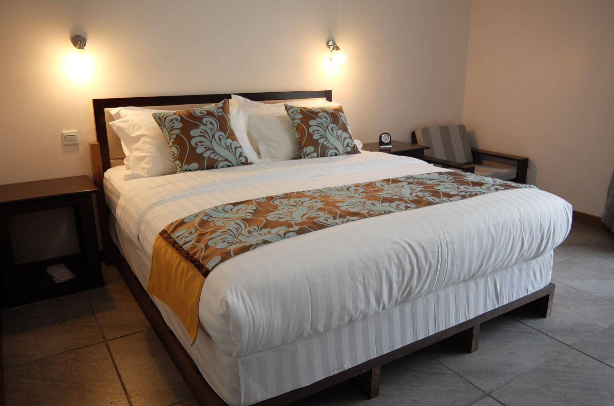 Luganvilla Business Hotel