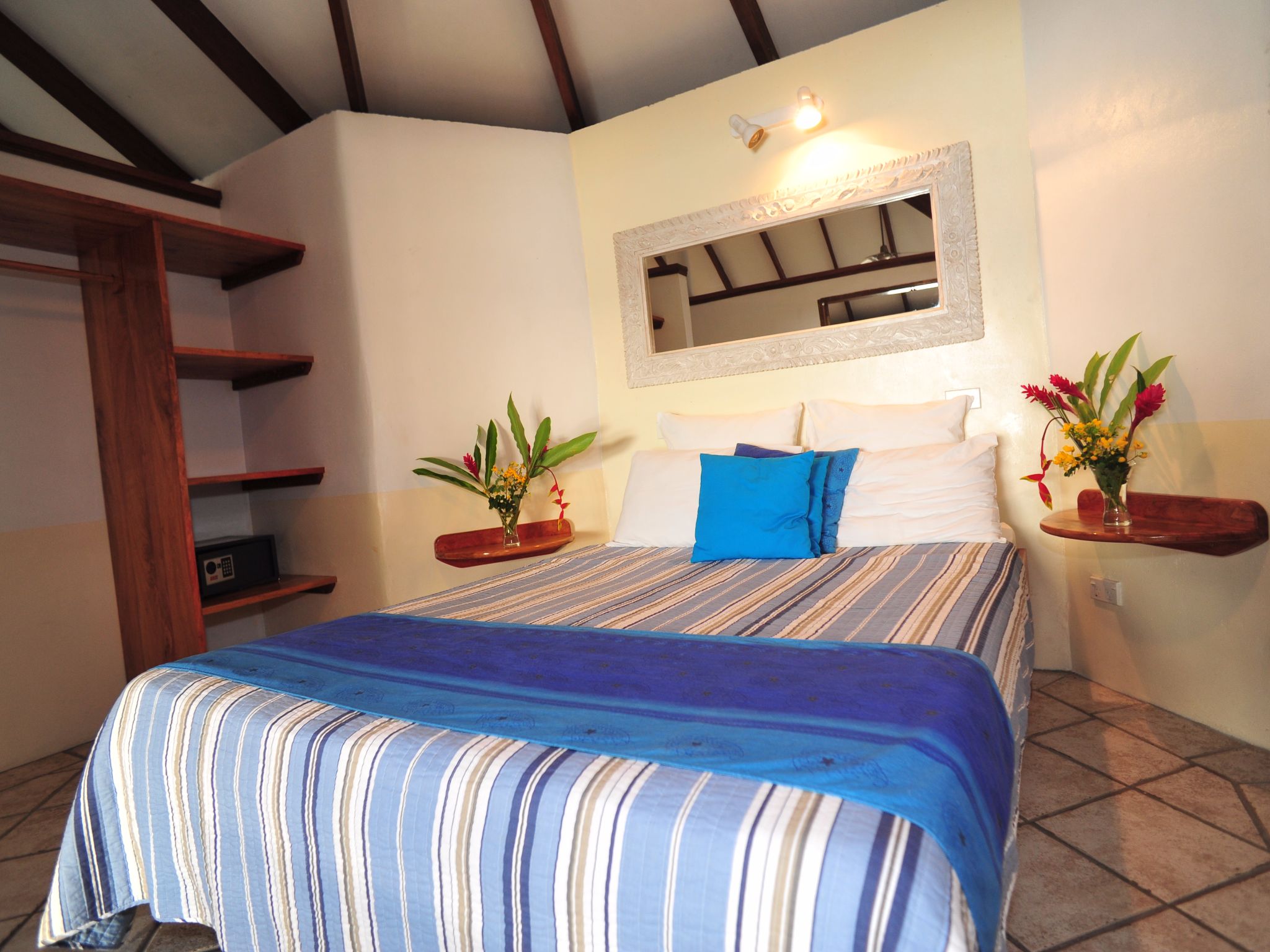 Hideaway Island Resort