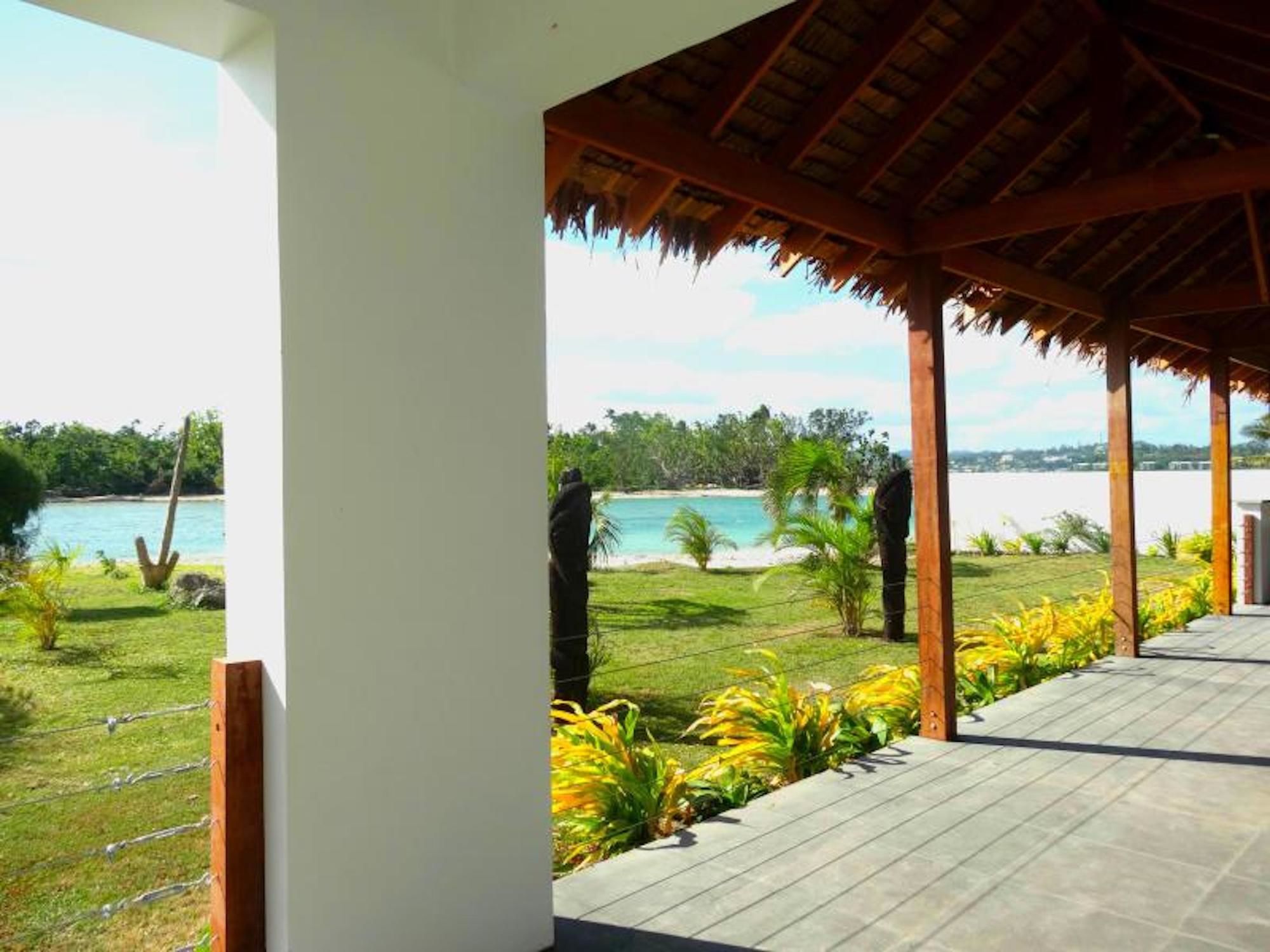 Paradise Point Escape