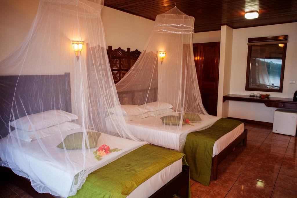 Sunset Bungalows Resort