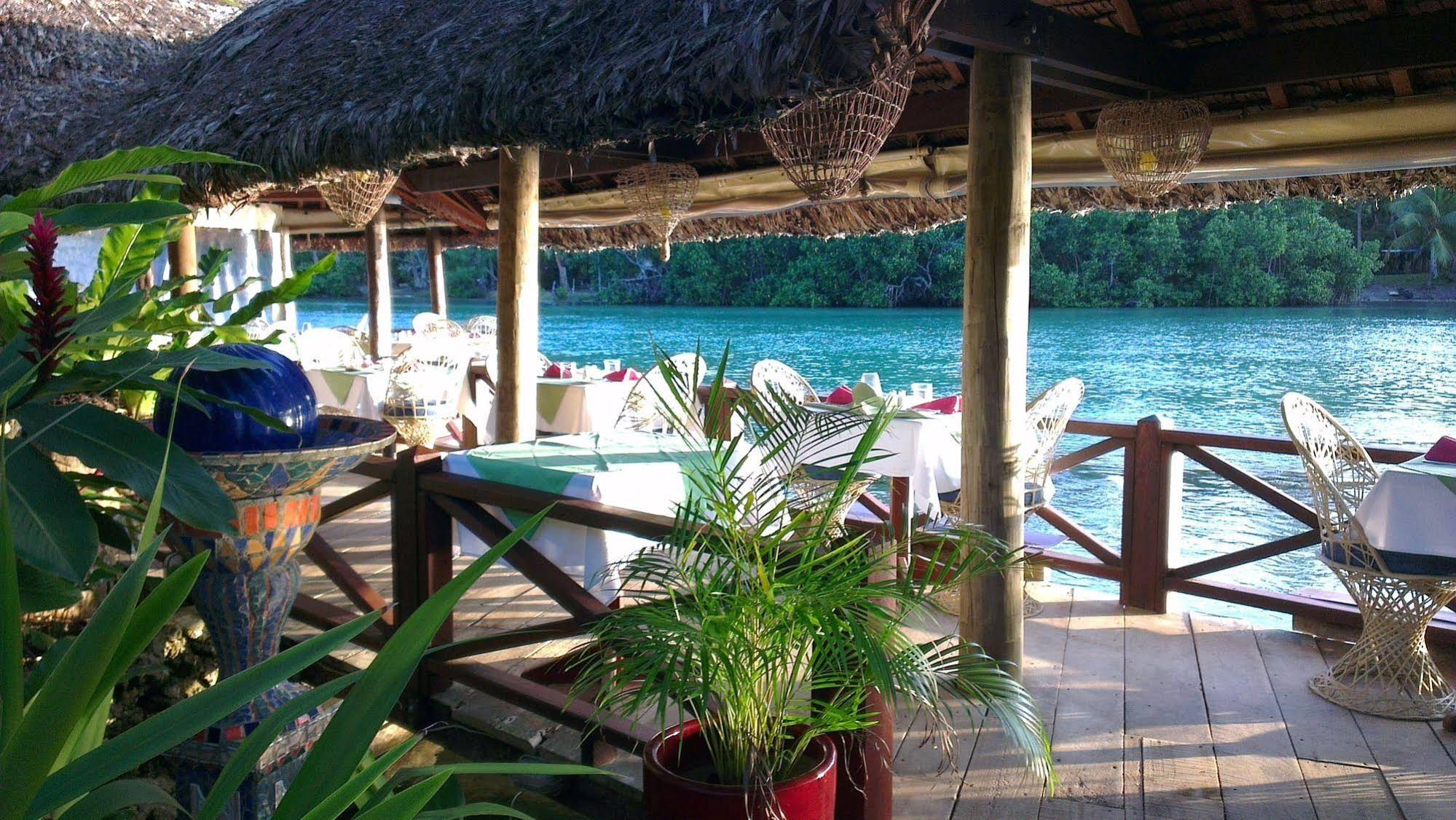 Lagoon Gardens