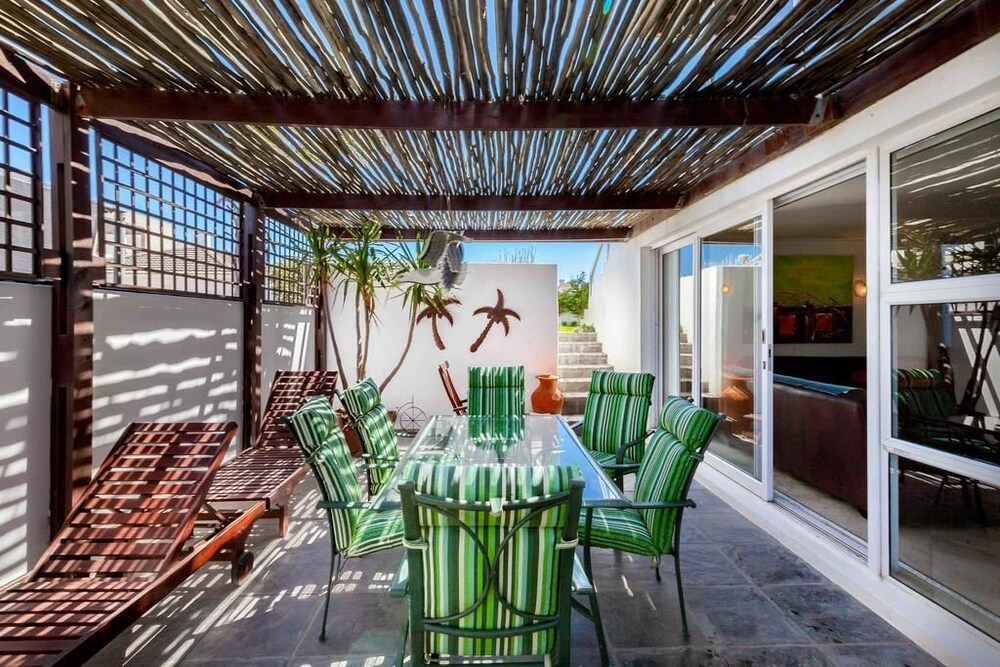 7th Wonder Guesthouse