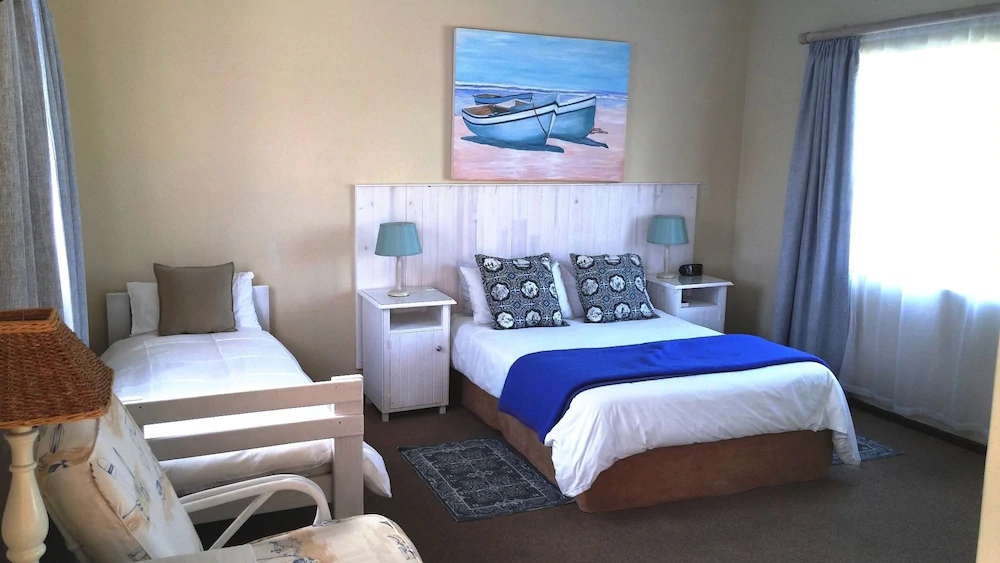 Dolphin Inn Guest House