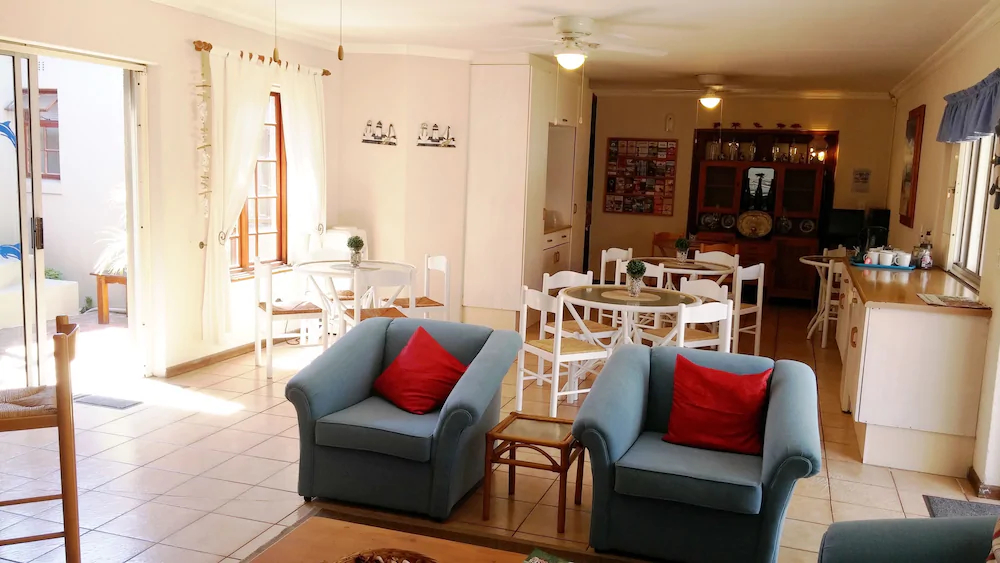 Dolphin Inn Guest House