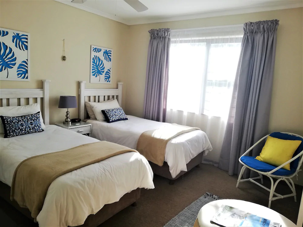 Dolphin Inn Guest House