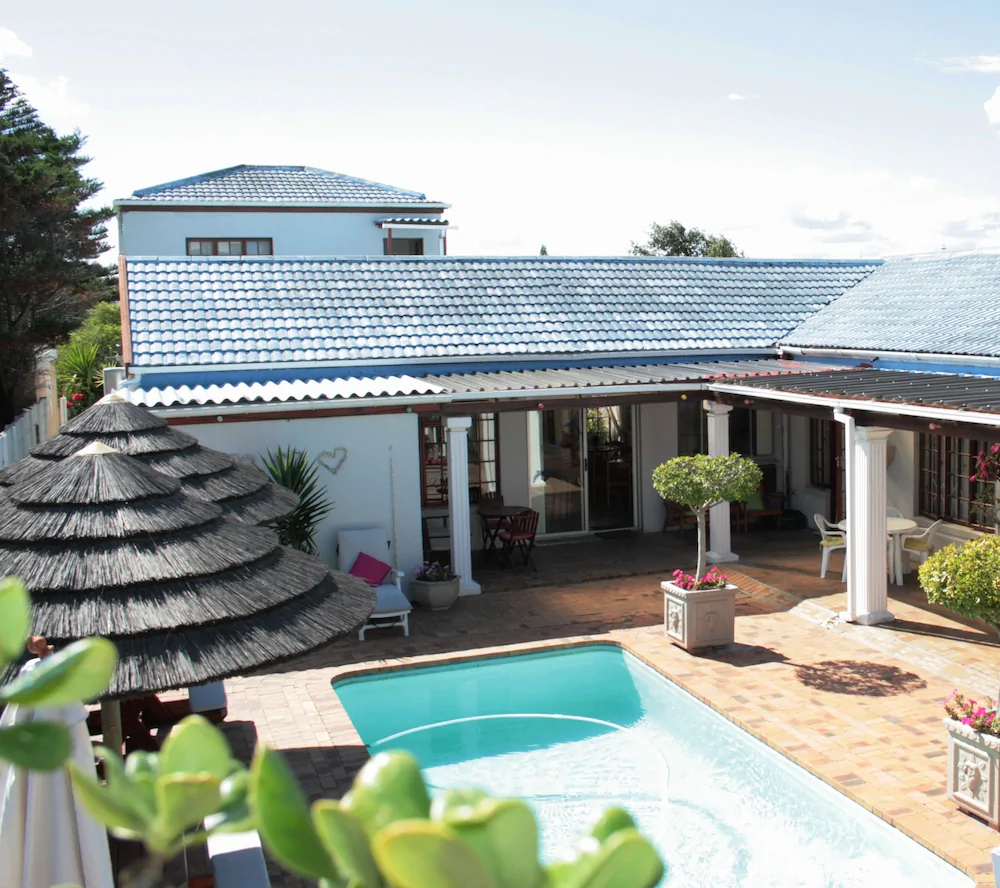 Dolphin Inn Guest House
