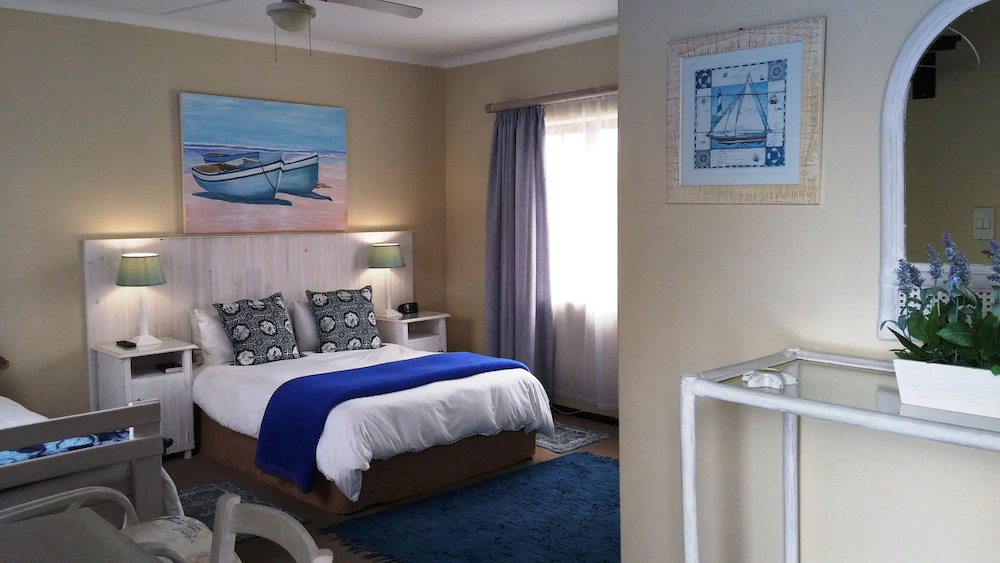 Dolphin Inn Guest House