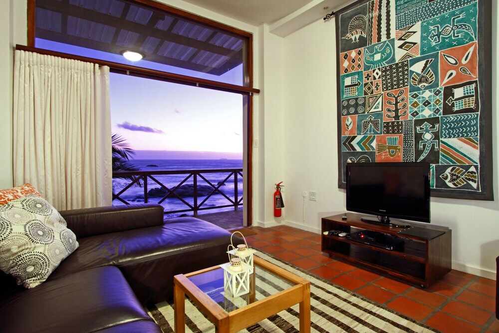 Camps Bay Terrace Palm Suite