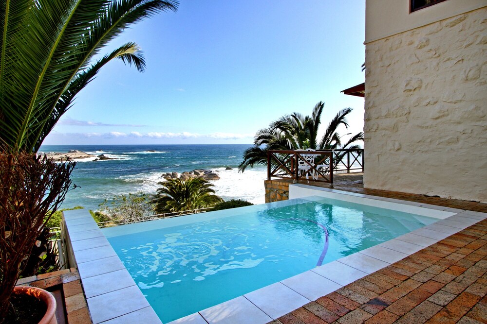 Camps Bay Terrace Palm Suite
