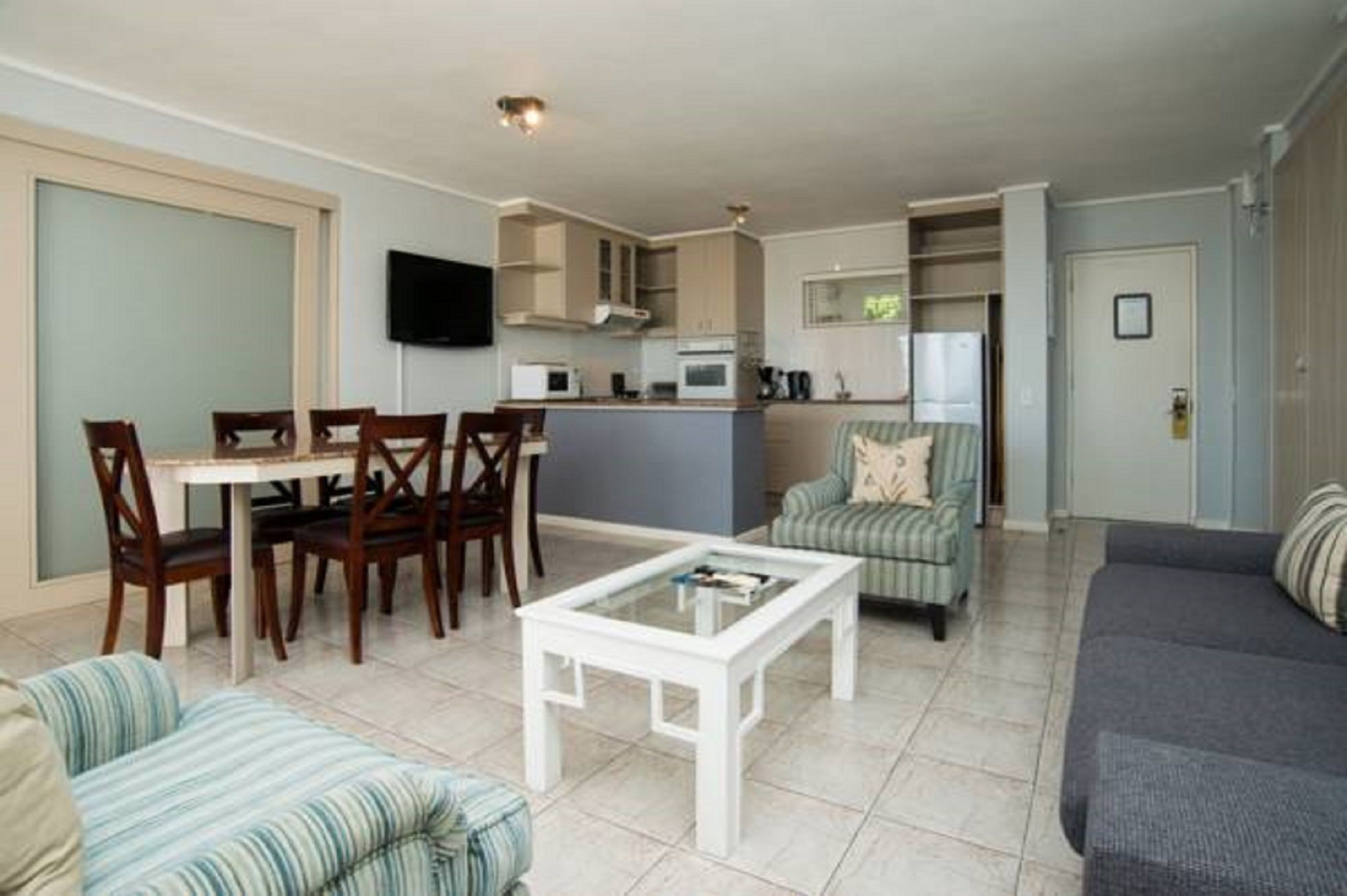 Morea House, Autograph Collection