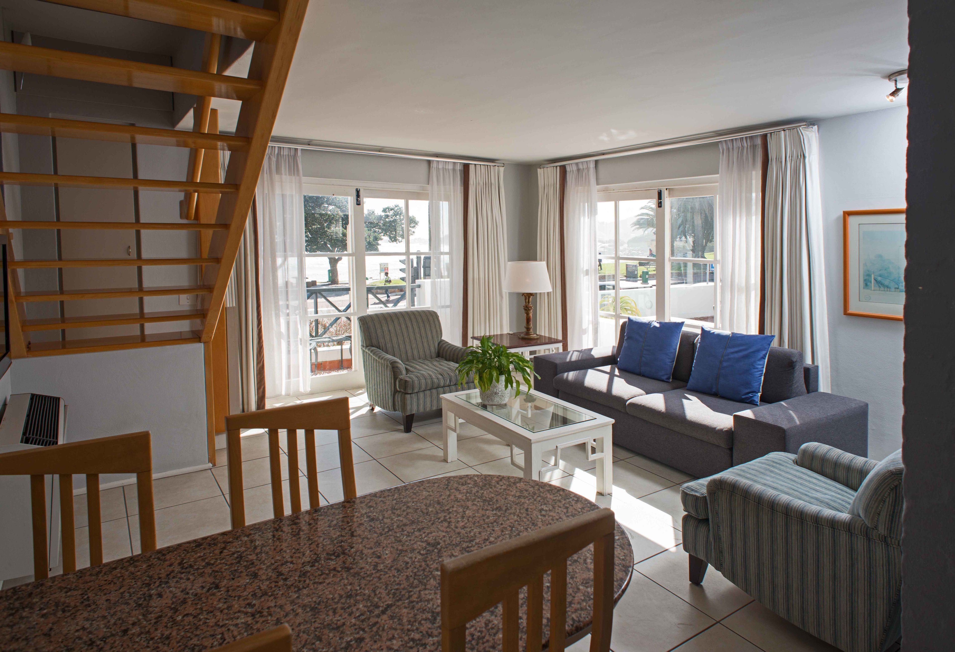 Morea House, Autograph Collection