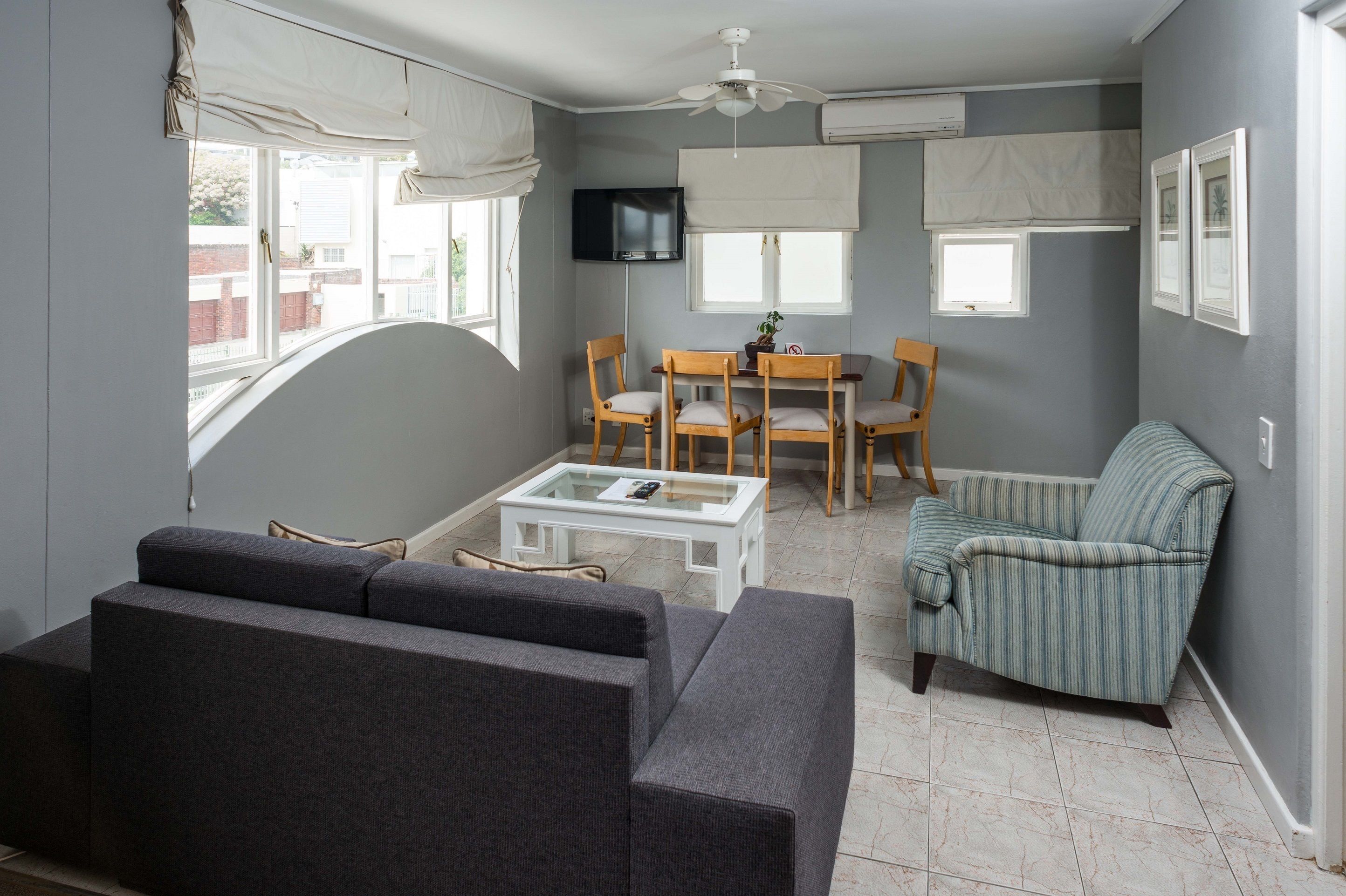 Morea House, Autograph Collection