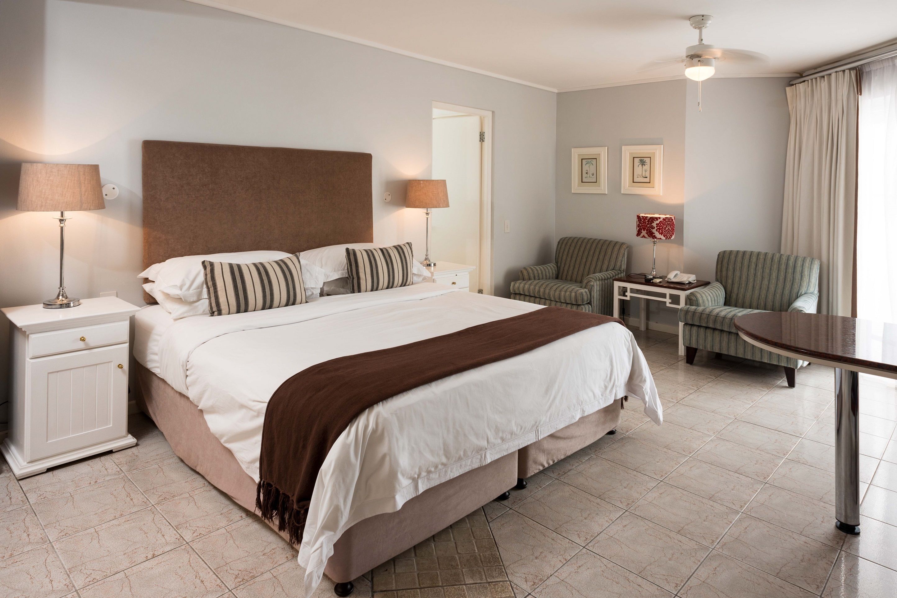 Morea House, Autograph Collection