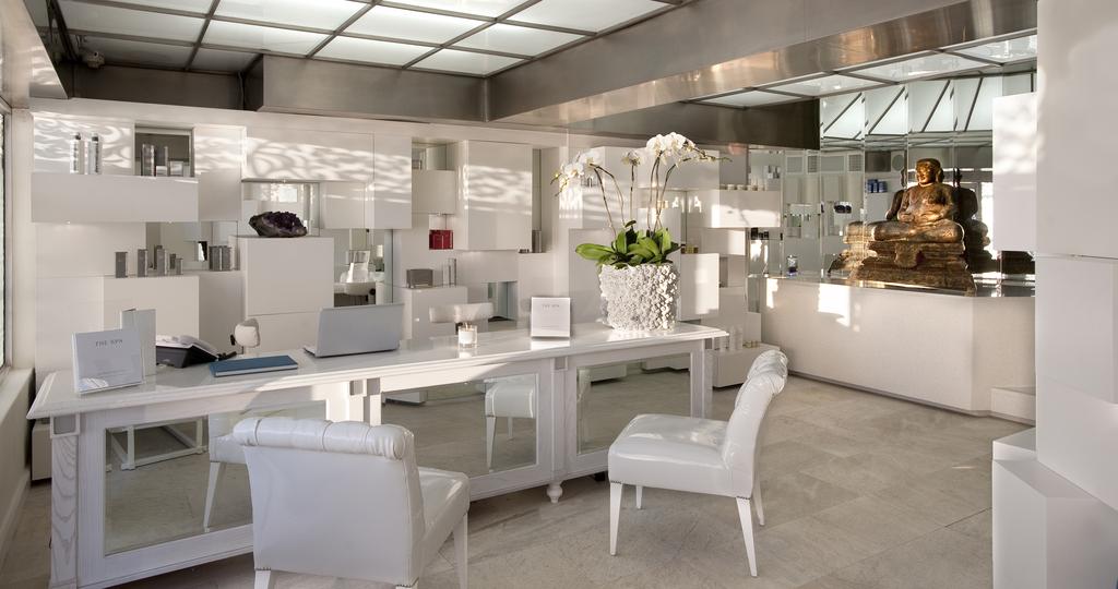 The Twelve Apostles Hotel and Spa