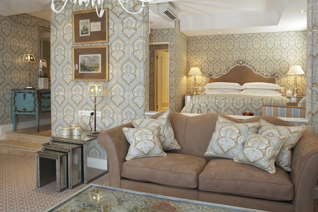 The Twelve Apostles Hotel and Spa