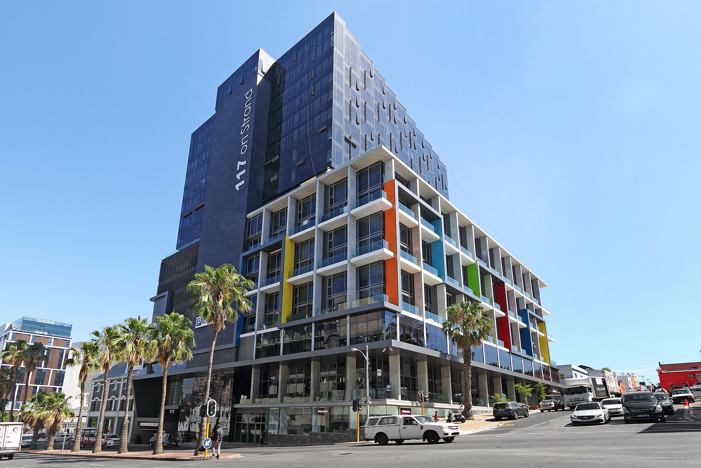 117 on Strand - Luxury Apartments