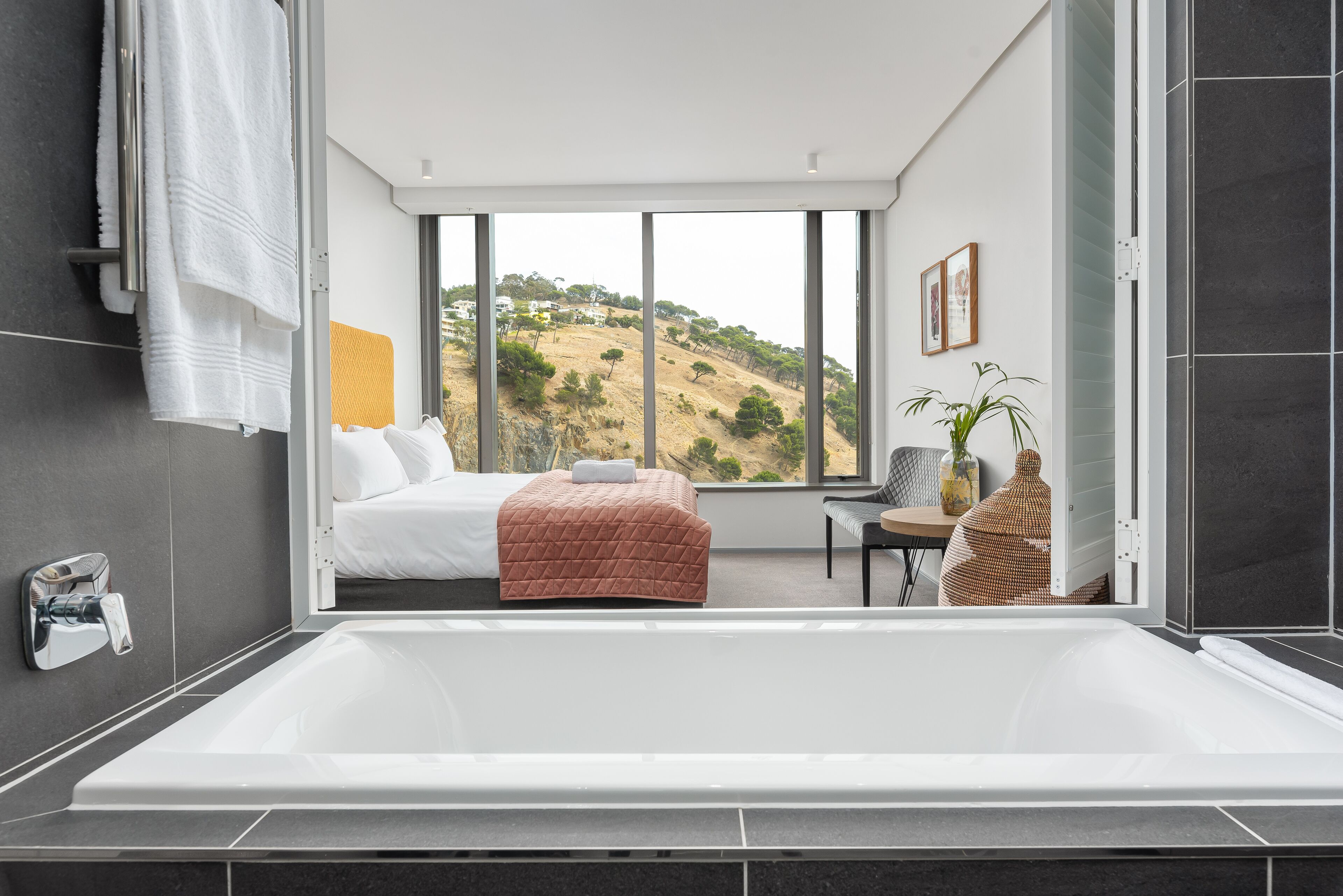 117 on Strand - Luxury Apartments