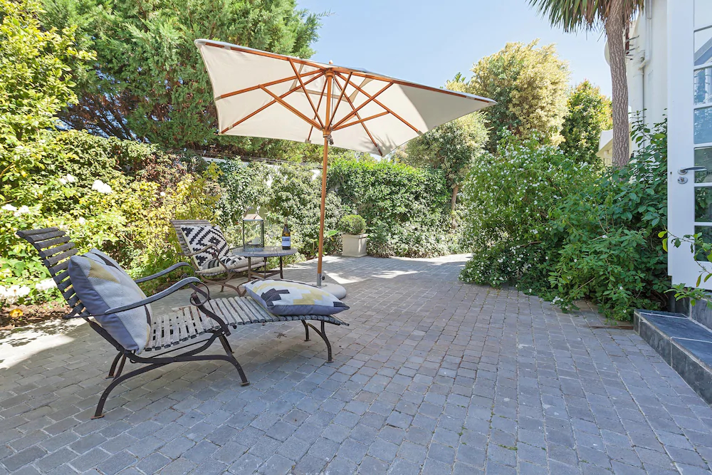 14 on Klein Constantia