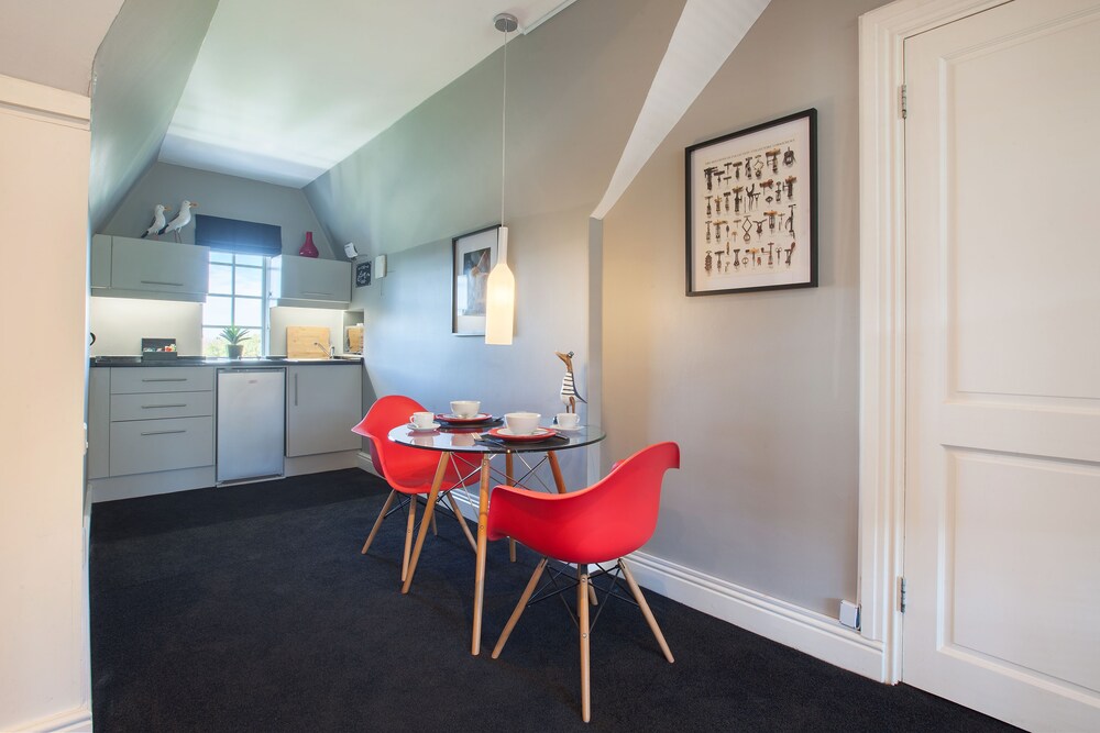 14 on Klein Constantia