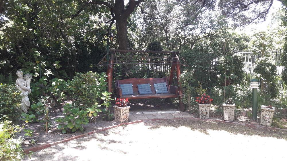 51 Forest Drive