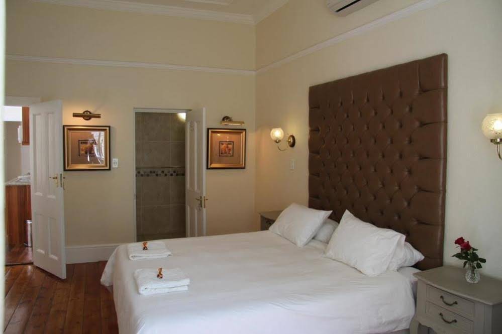 5 Camp Street Guesthouse & Self-catering