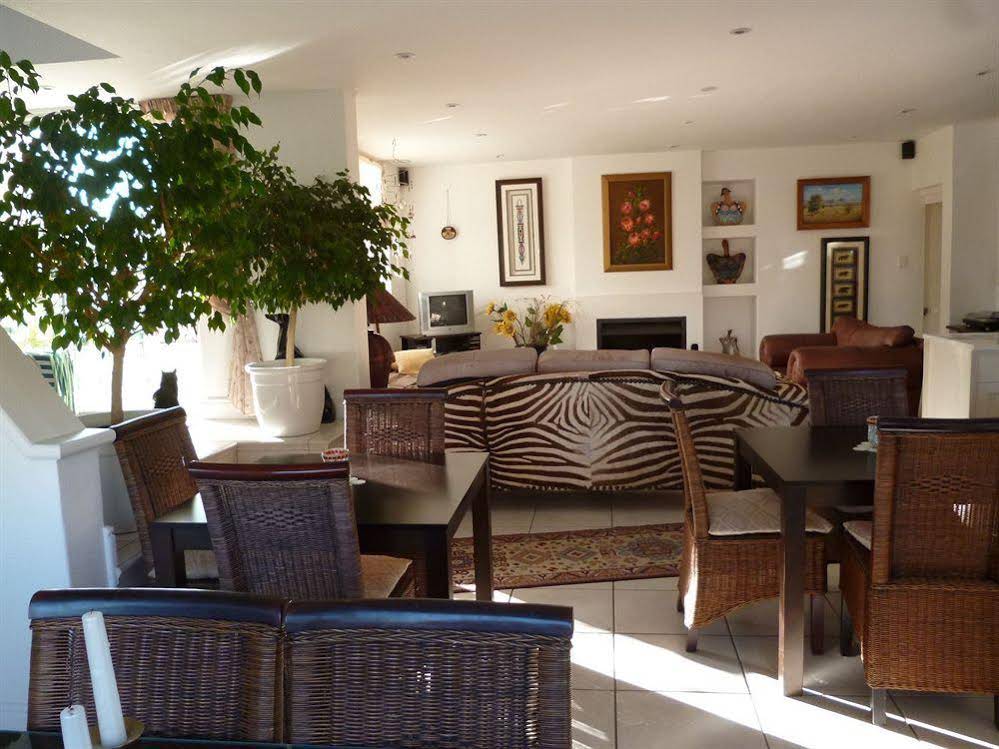 5 Options - Guest House