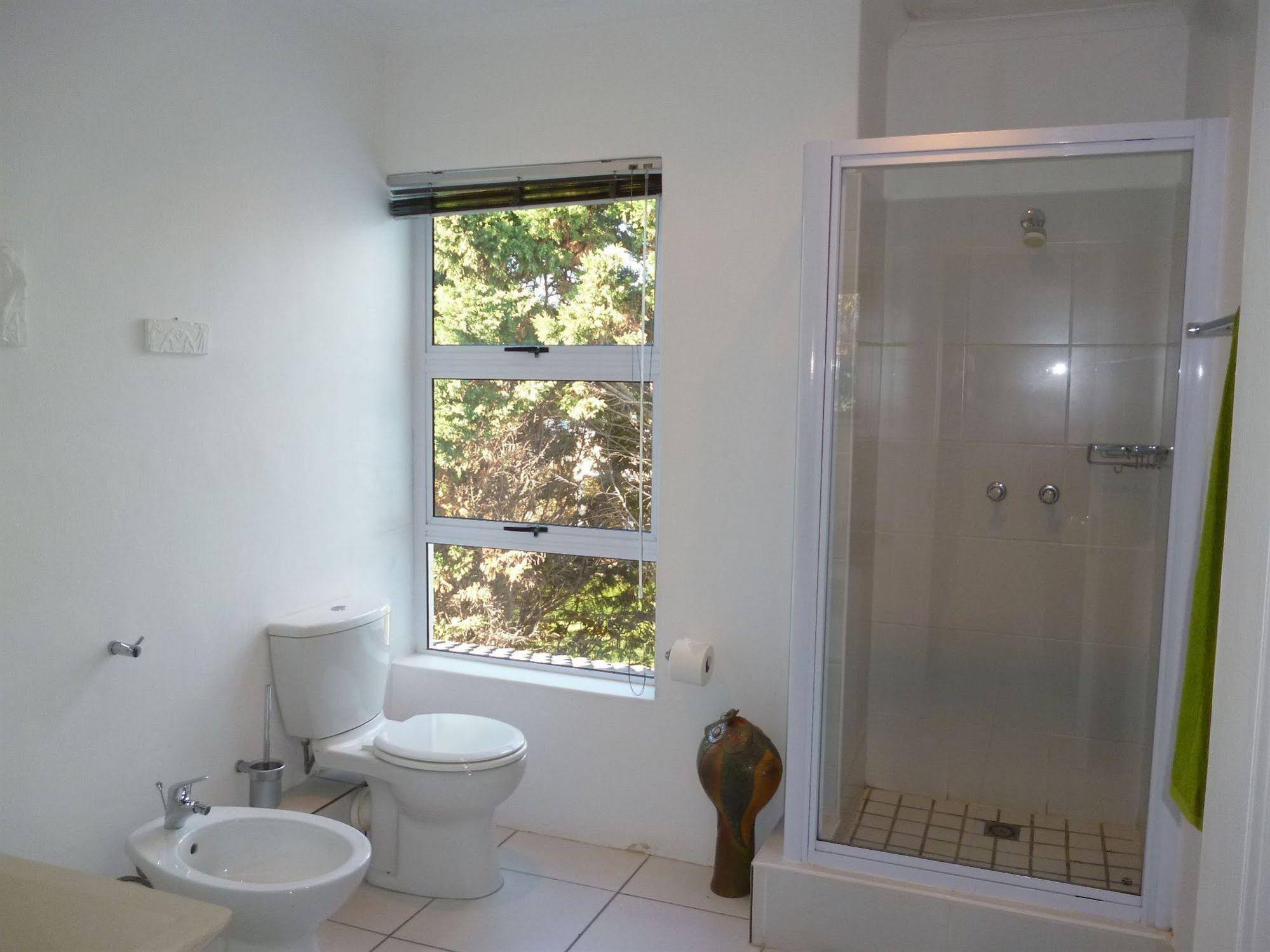 5 Options - Guest House