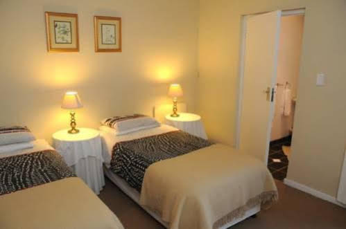 Acorn Lodge