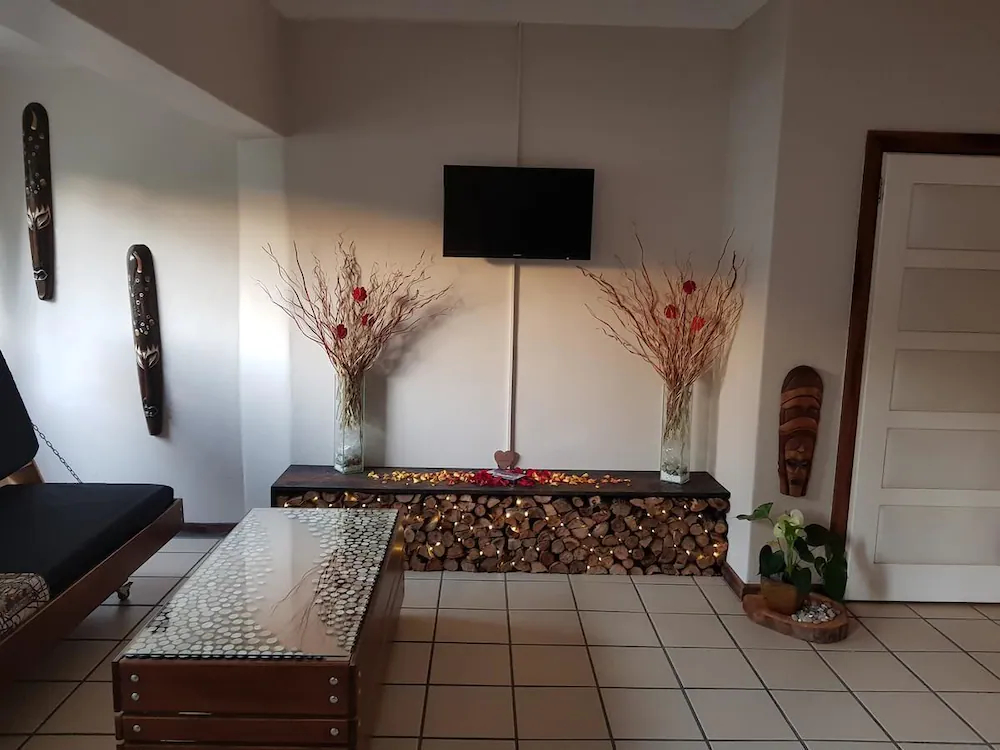 Afari Luxury Boutique