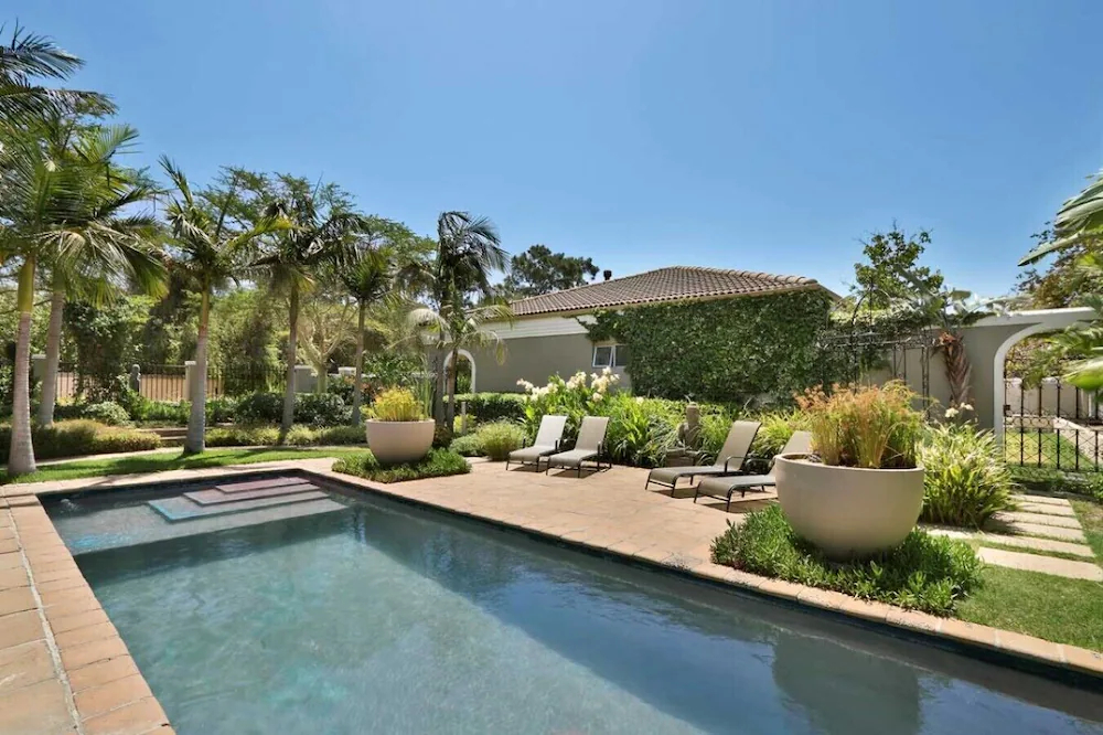 African Palm Cottage
