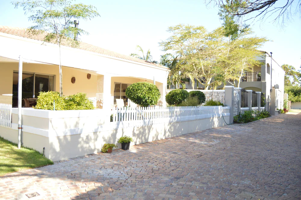 African Palm Cottage