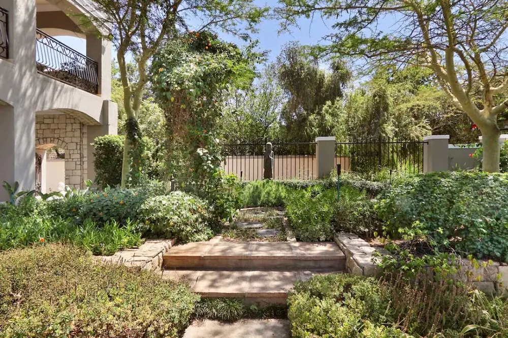 African Palm Cottage