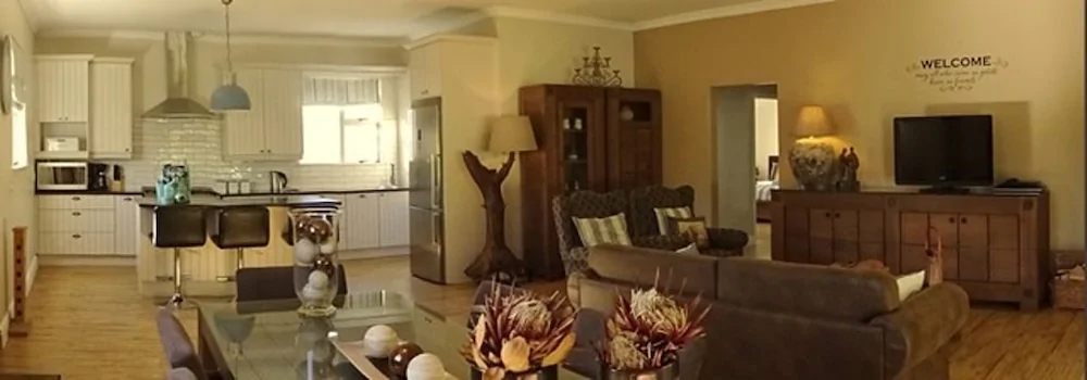 African Palm Cottage