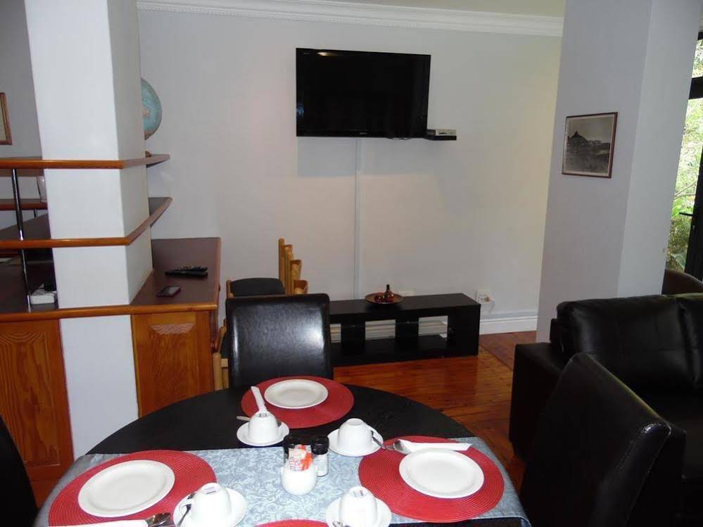 Albatross Guest House