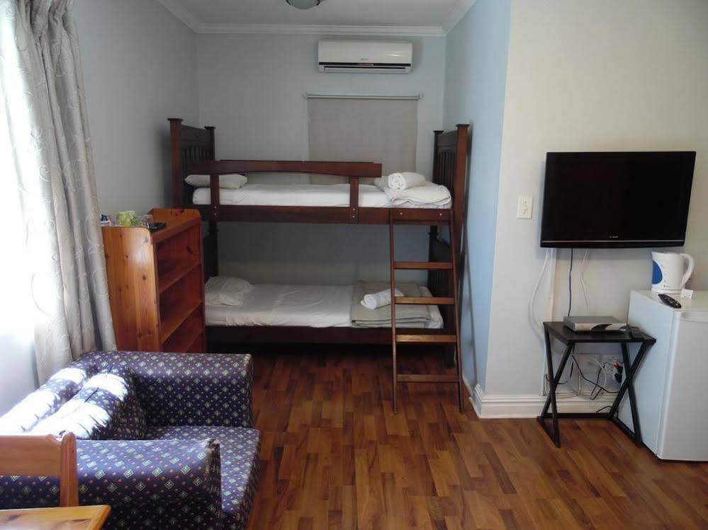 Albatross Guest House