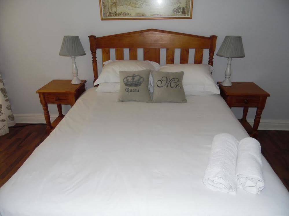 Albatross Guest House