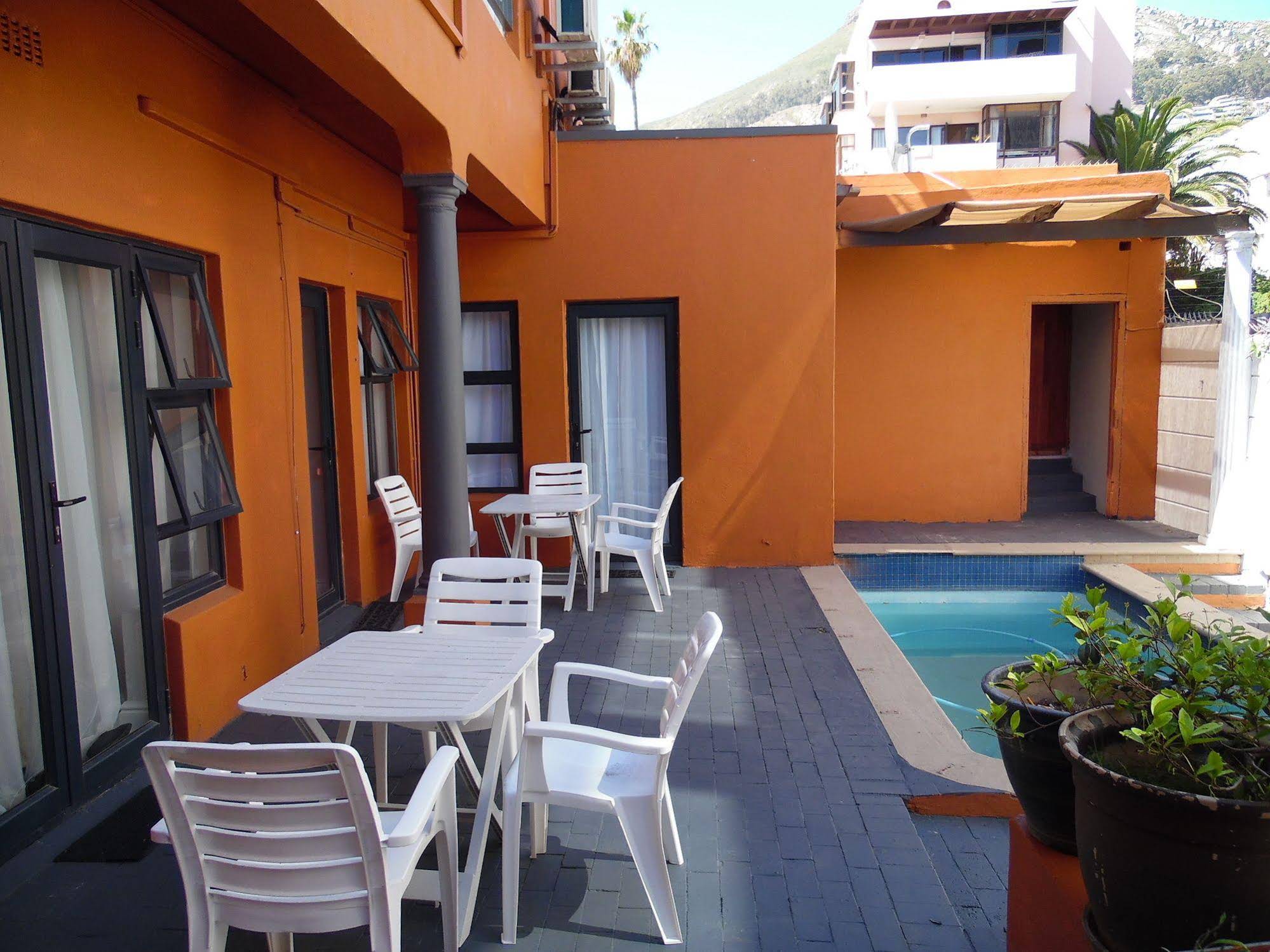 Albatross Guest House
