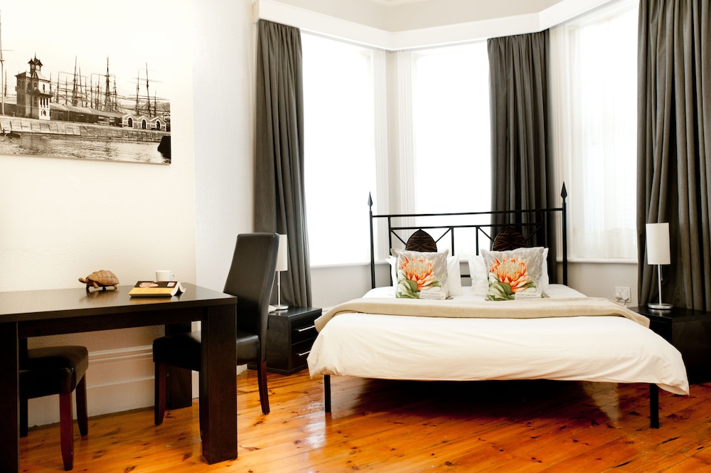 Ashanti Guest House Gardens